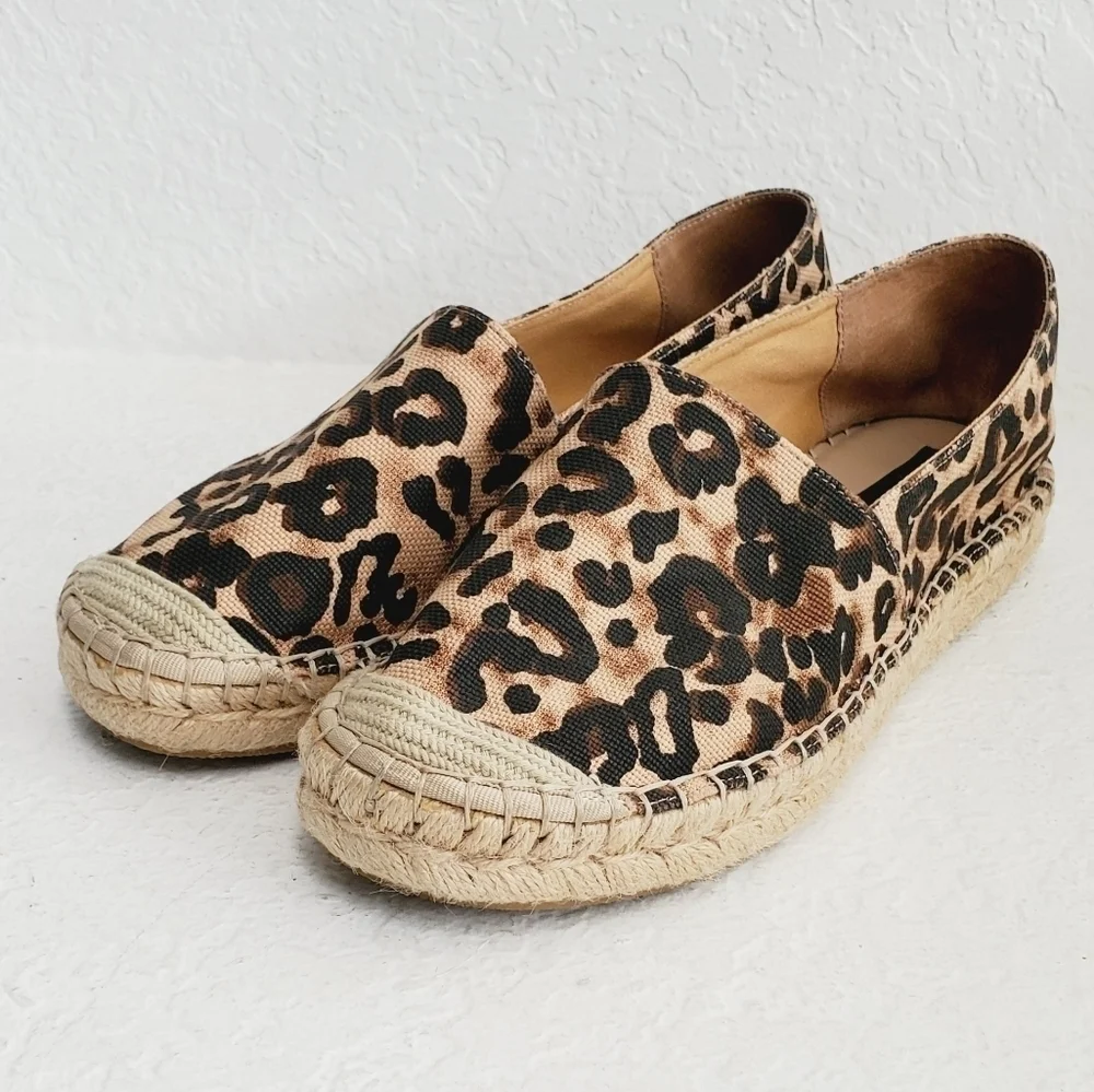 AQUA Women's Beau Espadrille Leopard Fabric Shoes
